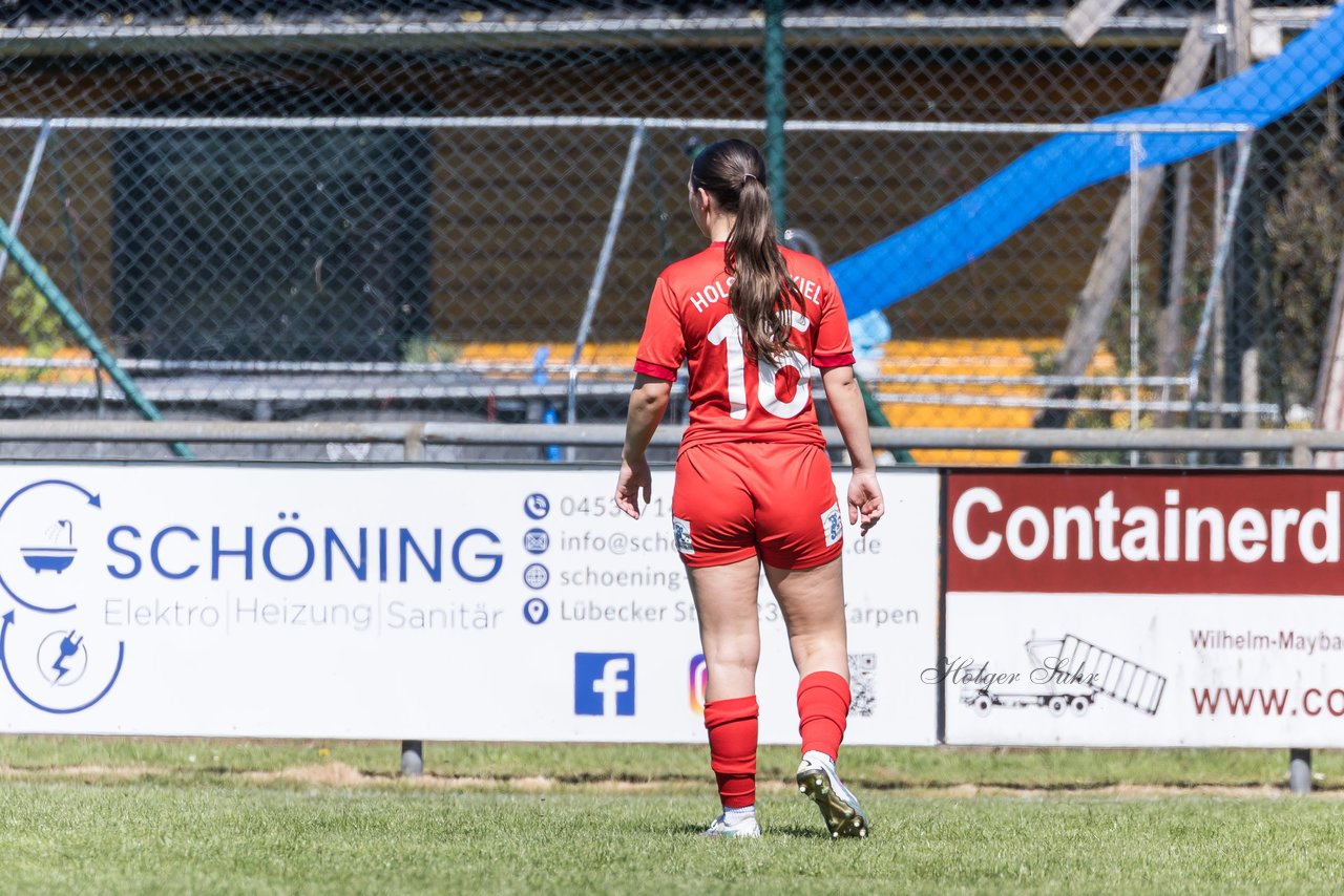 Bild 368 - F TSV Zarpen - Holstein Kiel II : Ergebnis: 2:6